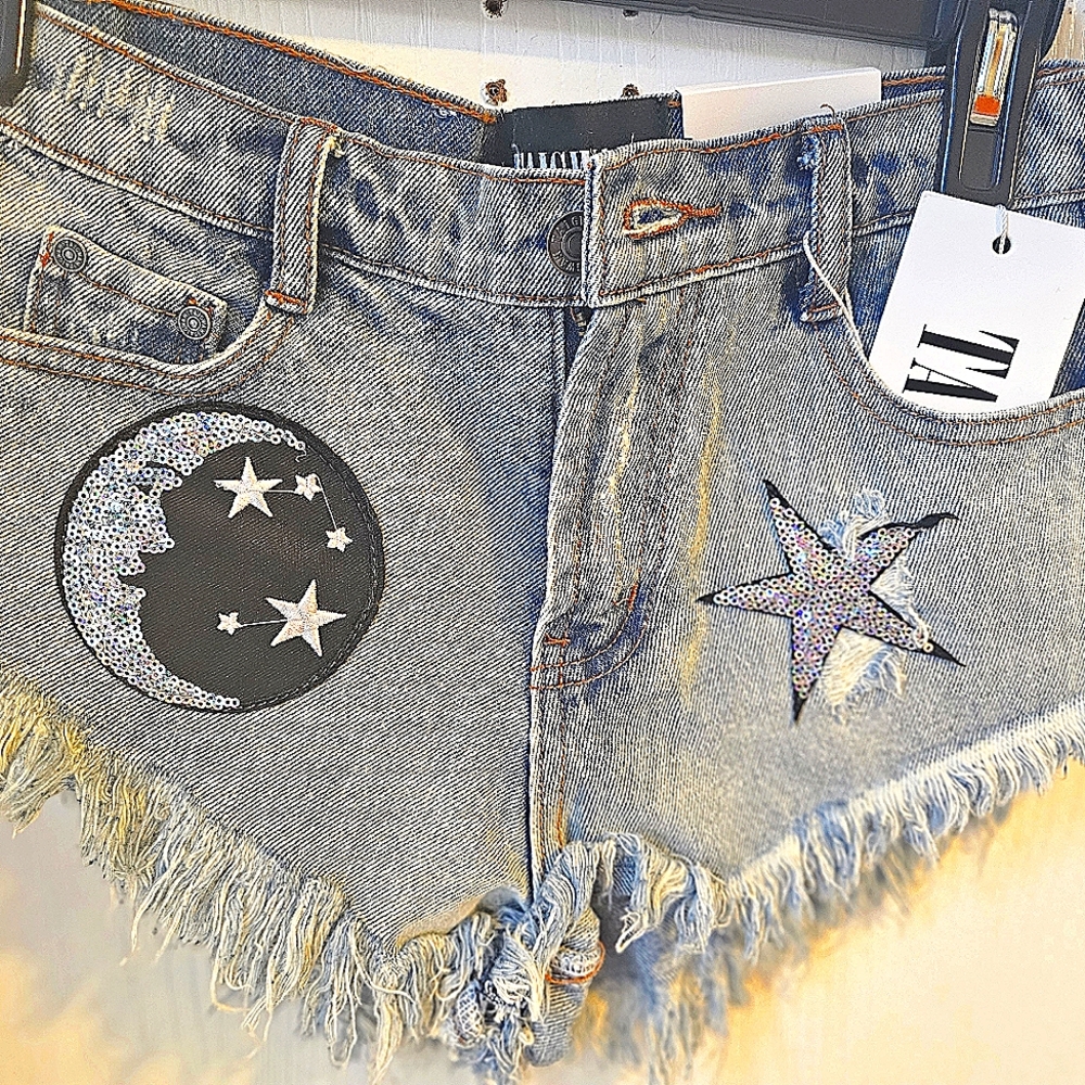 TAIGWAH RARE SEQUIN SHORTS!!!